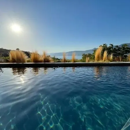 De Charme Avec Piscine Et Vue En Corse Du Sud * Propriano (Corsica)