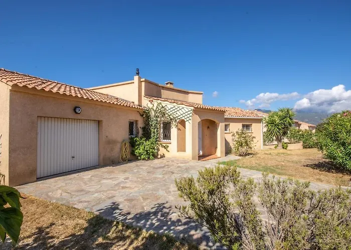 De Charme Avec Piscine Et Vue En Corse Du Sud 别墅 *