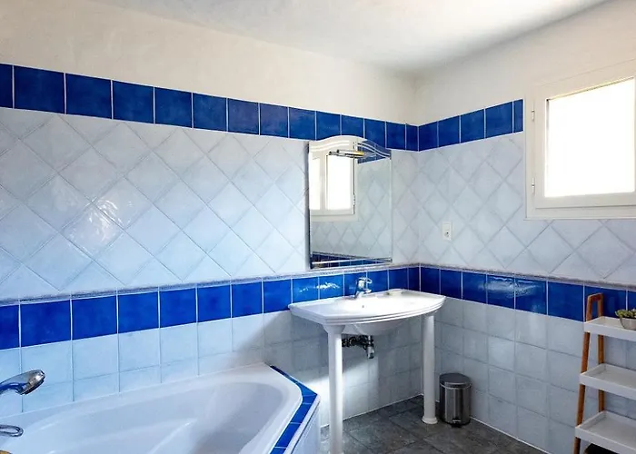 别墅 De Charme Avec Piscine Et Vue En Corse Du Sud *